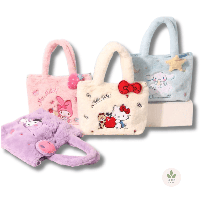Bolsinha Pelúcia Hello Kitty