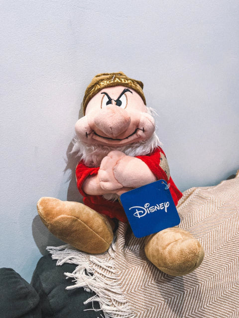 Pelúcia Zangado Branca de Neve